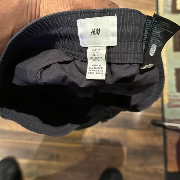 TWO H&M black cargo pants (FIT:SMALL) - Picture 3 of 3